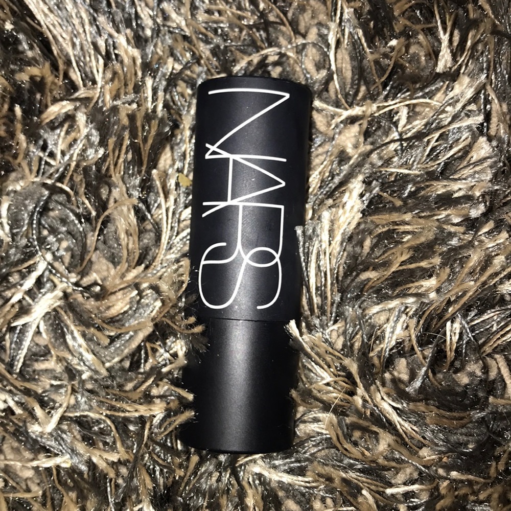 NARS “Undress Me” Highlighter.
